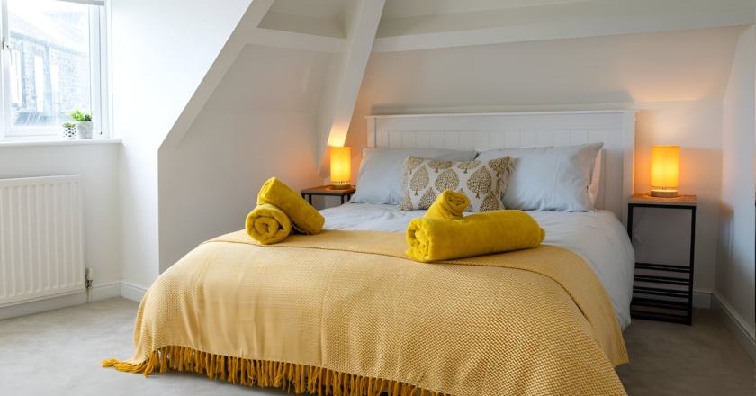 5 Zingy Lighting Options You Can Use in Your Bedroom Today