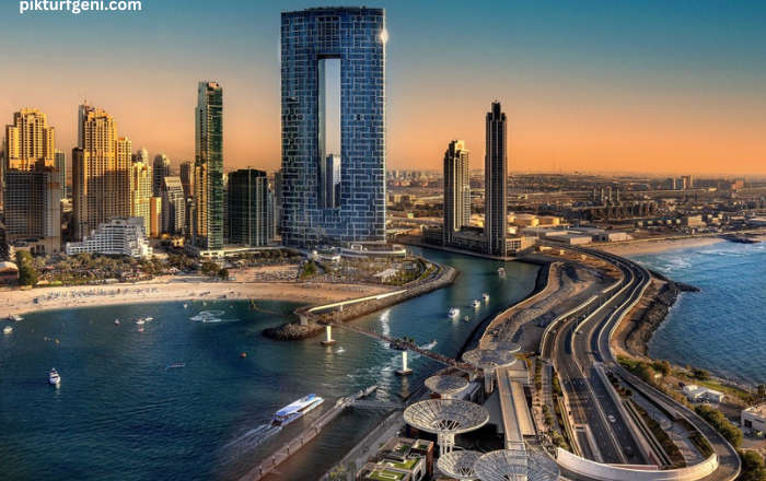 Ready to Make a Move? Here’s Why UAE Luxury Real Estate Should Be on Your Radar